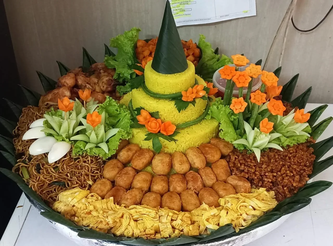 Tumpeng 35 porsi